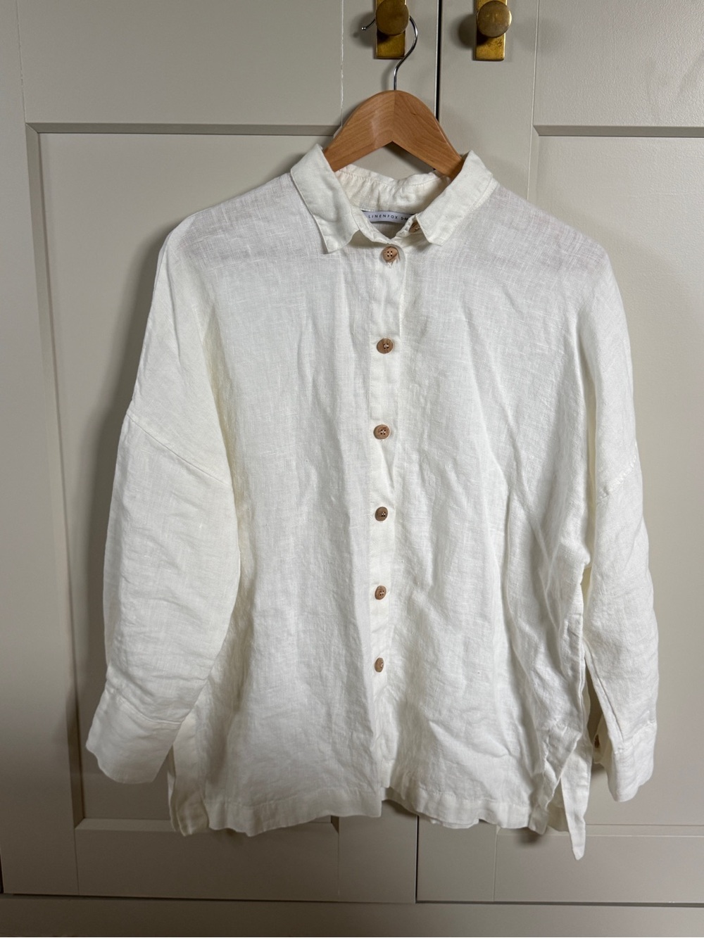 Linenfox Button-Front Shirt in Off-White - Lightweight women’s Shirt
